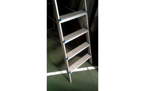 LADDER ALUMINIUM 8 TREDEN