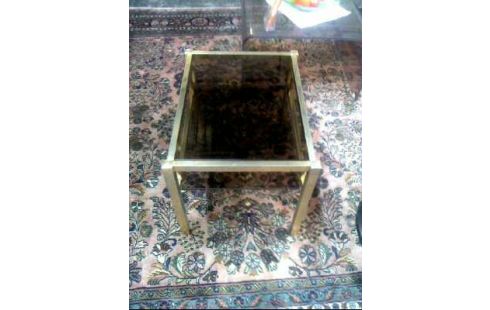COUCHTISCH METALL GOLDF. 2-EB. DKL.GLAS