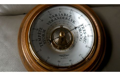 BAROMETER