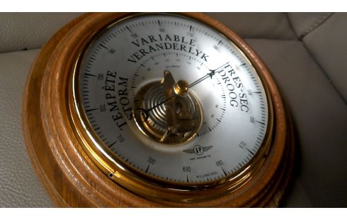 BAROMETER