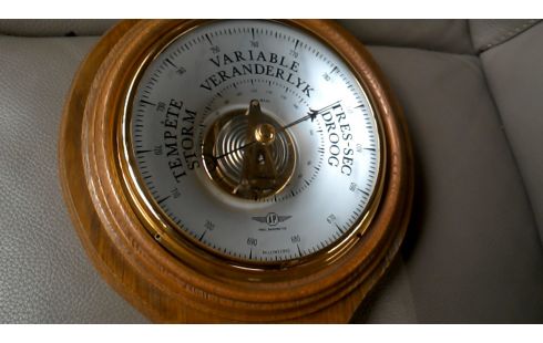 BAROMETER