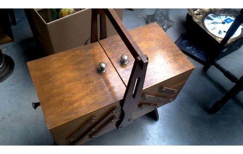 NÄHKÖRBCHEN IM VINTAGE-STIL, , HOLZ