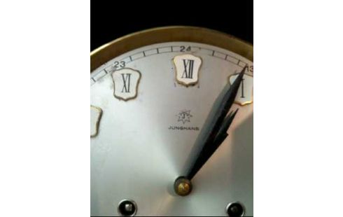 PENDELUHR <JUNGHANS> SEILNACHT HOLZ DUNKEL