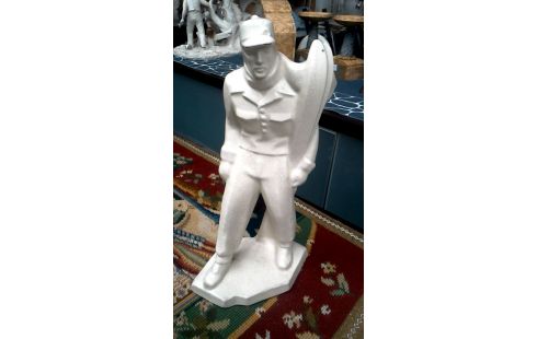 STATUE