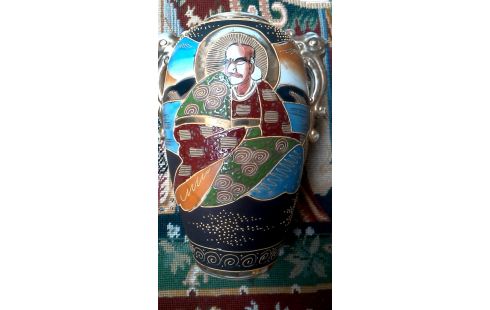 VASE SATSUMA JAPANISCH