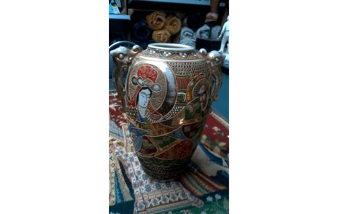 VASE SATSUMA JAPANISCH