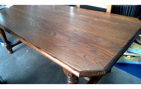 TAFEL EETKAMER MASSIEF EIK