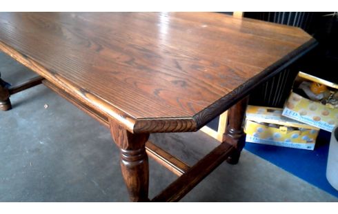 TAFEL EETKAMER MASSIEF EIK