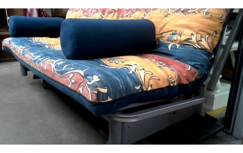 BED SLAAPBANK METAAL