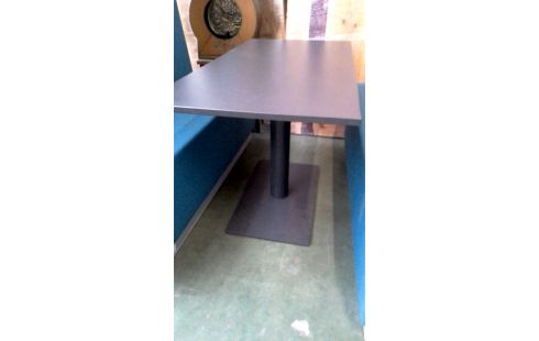 TABLE, , CENTRALE NOIRE FORMICA FER