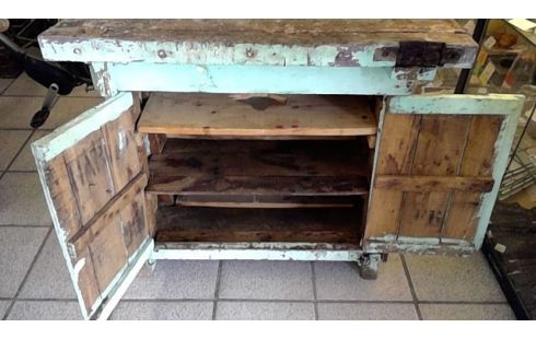 WERKBANK, , HOUT IN DE STAAT