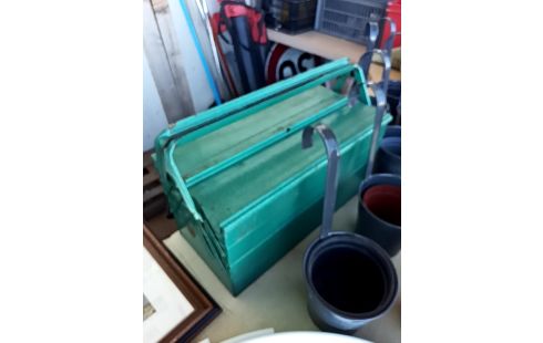 CAISSE A OUTILS