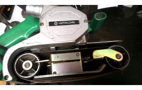 BANDSCHUURMACHINE HITACHI 75MM
