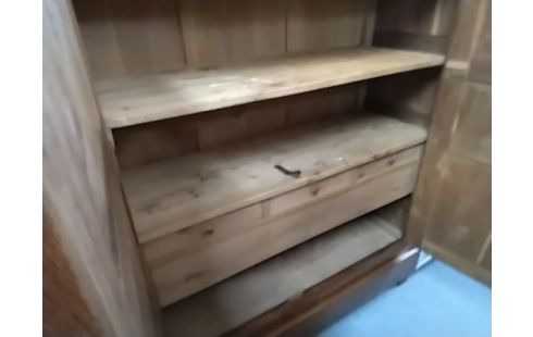 ARMOIRE ANCIENNE RUSTIQUE 2 PORTES