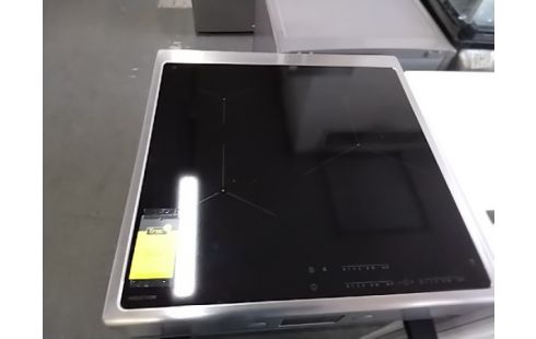 CUISINIERE ELECTROLUX INDUCTION ETAT NEUF