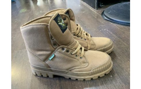 CHAUSSURES PAIRE AIGLE 42