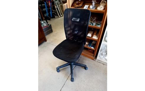 CHAISE DE BUREAU A ROULETTES