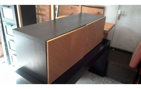 MEUBLE TELE NOIR  DEUX PORTES CHENE CLAIRES