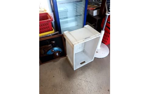 CAISSE PLASTIQUE BLC