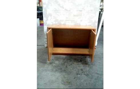 BEISTELLSCHRANK HOLZ HELL 2-T. KNOPFGRIFFE