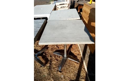 TABLE BISTROT