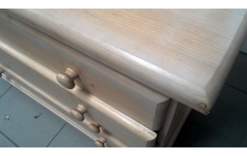 CHIFFONNIER 4 TIROIRS PIN CERUSE