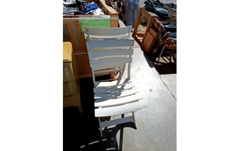 CHAISE PLIANTE DE JARDIN PVC BLC