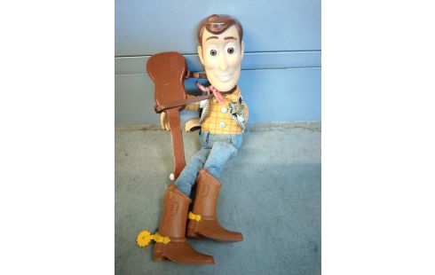 FIGURINE WOODY