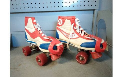 PATINS A ROULETTES ROLLET VINTAGE 39/40