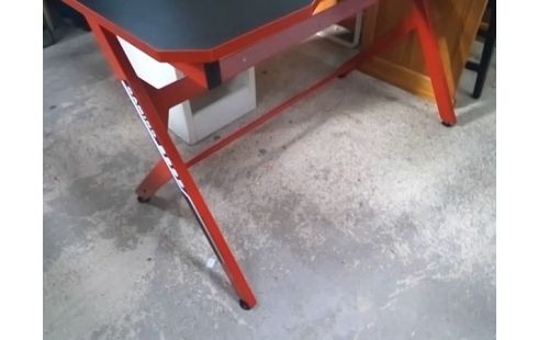 BUREAU METAL ET BOIS ROUGE ET NOIR