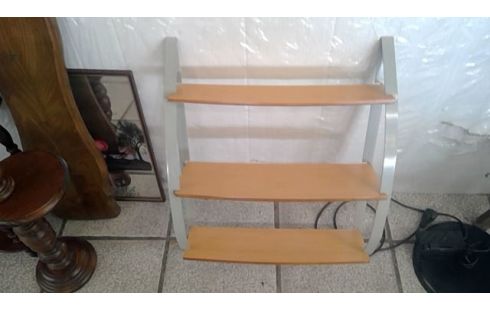ETAGERE