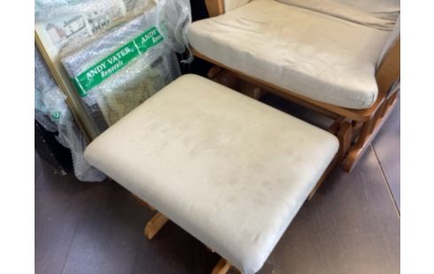 ROCKING CHAIR AVEC REPOSE PIED