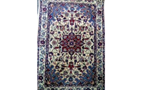 TAPIS CREME