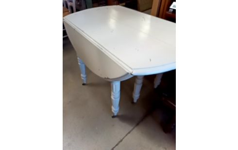 TABLE A VOLETS 6 PIEDS