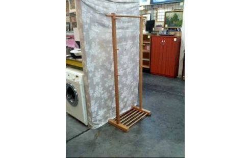 #196;NDER MADERA