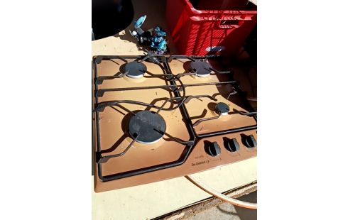 PLAQUE DE CUISSON GAZ BUTANE DE DIETRICH+ ACC RSV