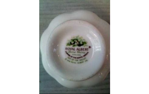 GEDECK <ROYAL ALBERT> 3-TLG. MAY