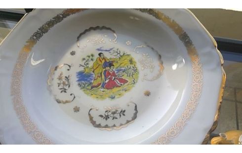 SERVICE DE TABLE