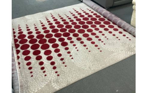 TAPIS 180X280 DES TACHES