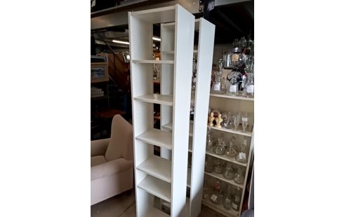 ETAGERE