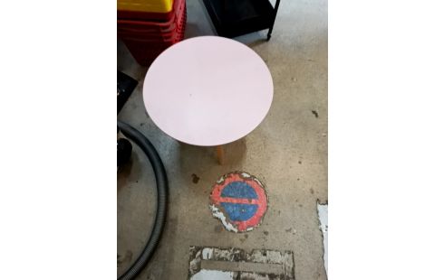 TABLE BASSE