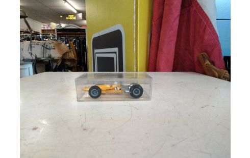 MINIATURE MAC LAREN