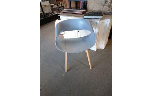 CHAISE ESPRIT SCANDINAVE