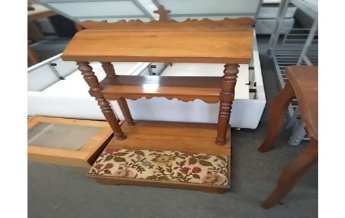PRIE DIEU MERISIER AVEC COUSSIN TAPISSERIE