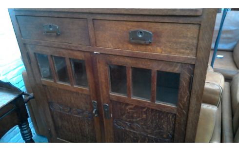 ANRICHTE. FACETTIERT, , SPIEGEL 2 TÜREN / 2 SCHUBLADEN ART DECO.
