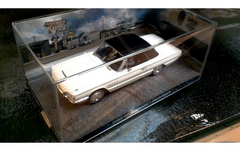 SPEELGOED AUTO FORD THUNDERBIRD WIT ZWART
