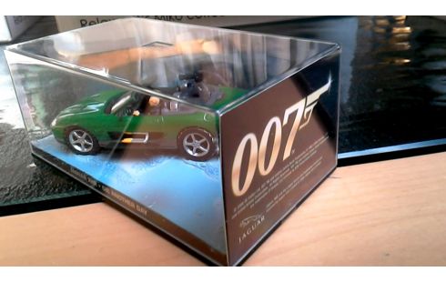 SPEELGOED AUTO JAGUAR XKR GROEN
