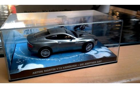 SPEELGOED AUTO ASTON MARTIN V12 VANQUISH